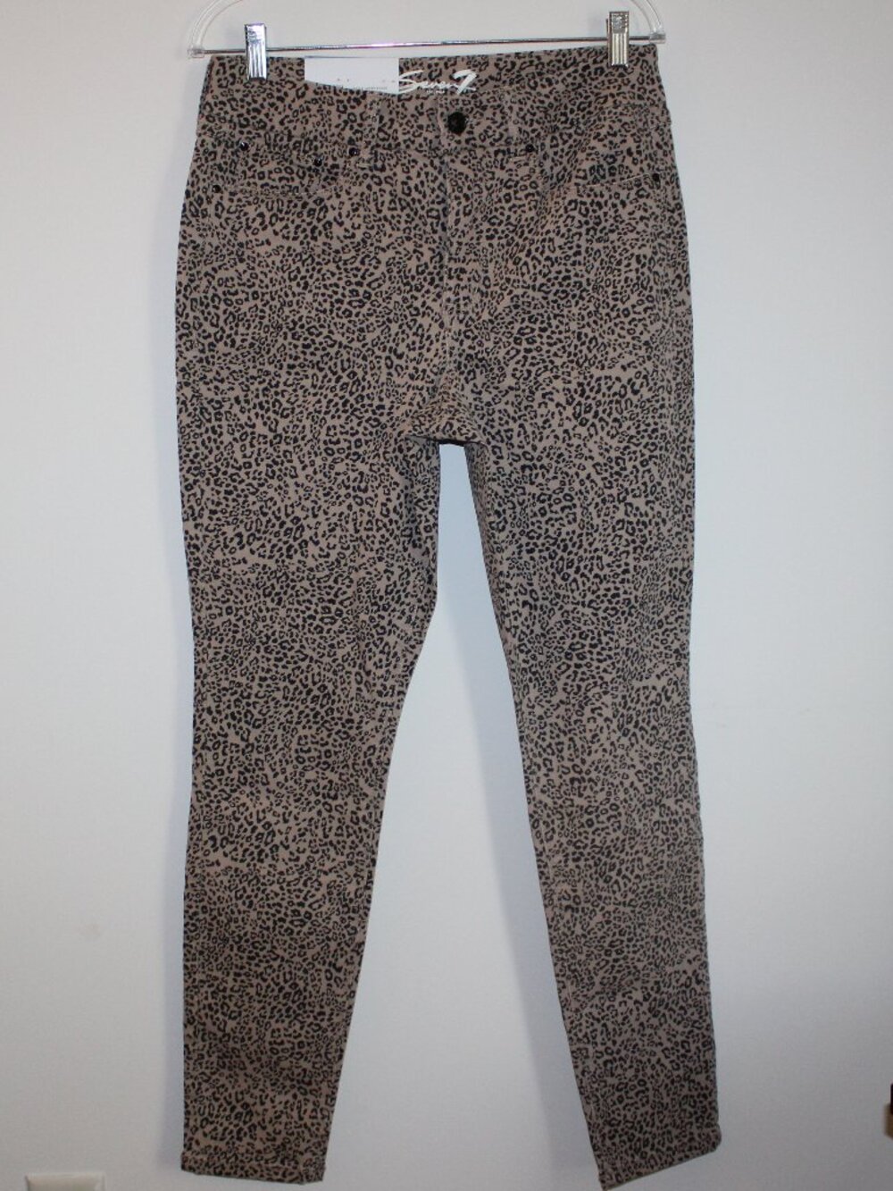NWT Seven7 High Rise Skinny Jeans Leopard Print Size 10 Tummy Slimming Jeggings